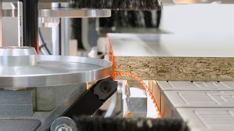 Scraper unit 100 percent repetition accuracy at the touch of a button